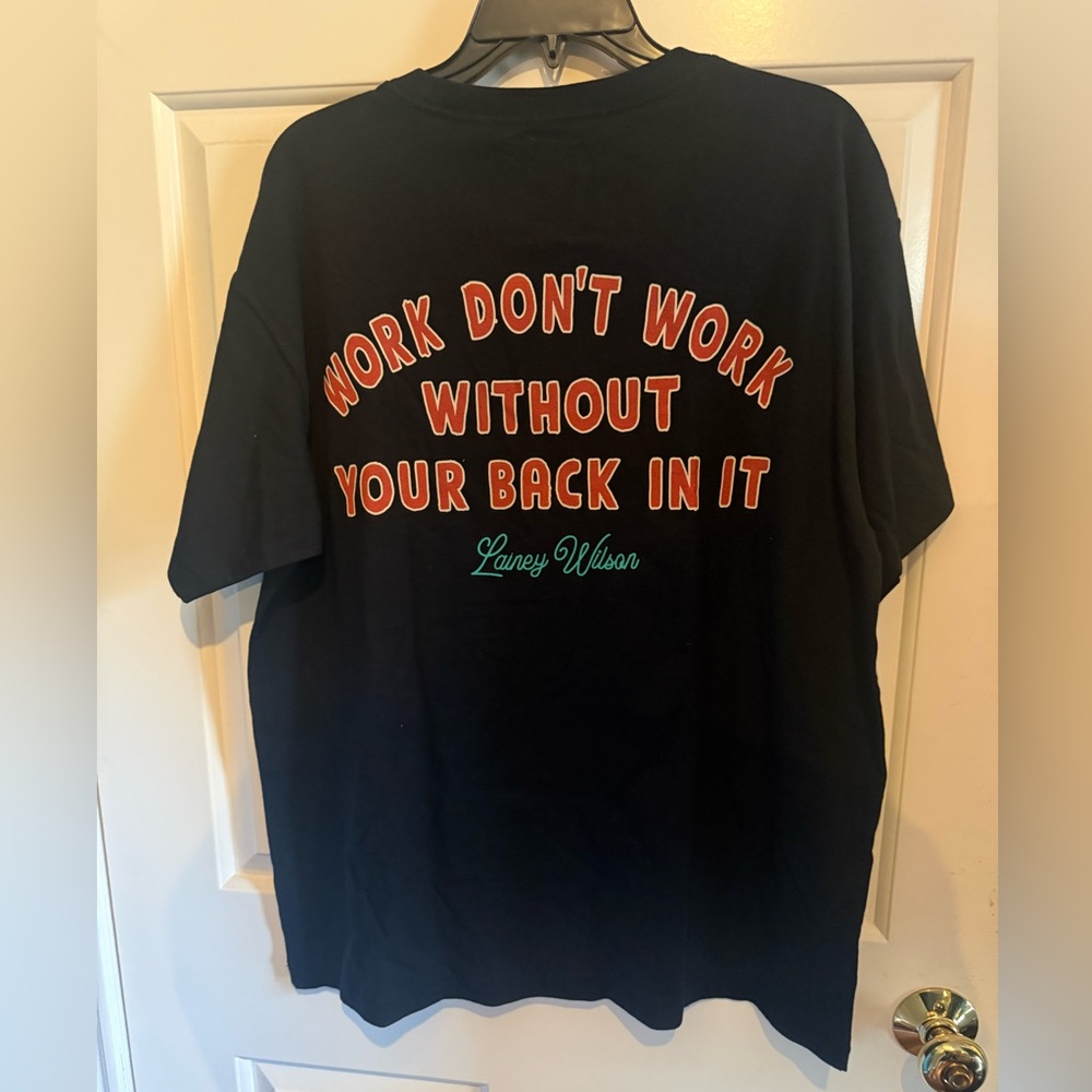 Lainey Wilson X Wrangler Work Oversized Tee - Small - Picture 4 of 4